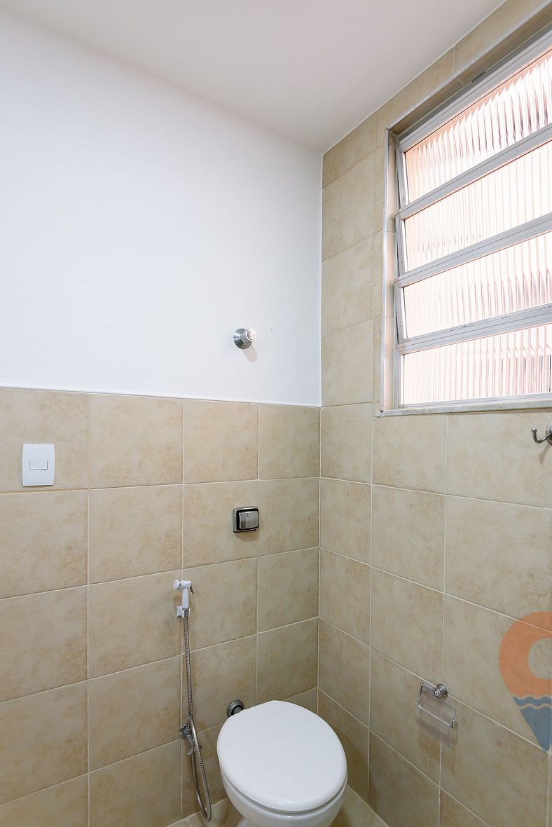 2-bedroom apartment 100m from Copacabana Beach | AS 13/705