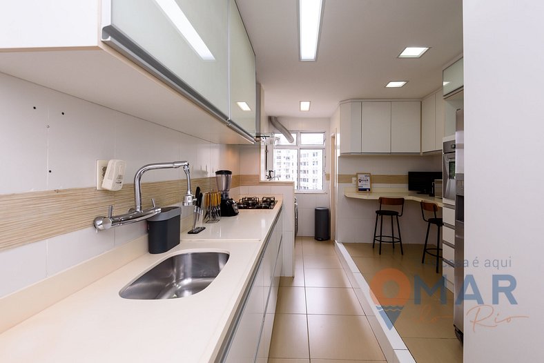 2 Bedrooms with Garage in Copacabana | GB 429/707