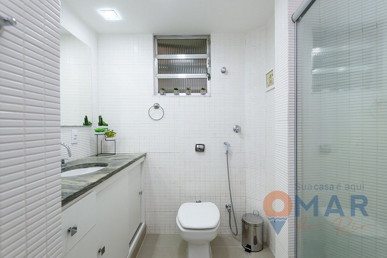 2BDRs 100m from Copacabana Beach | DF 97/702