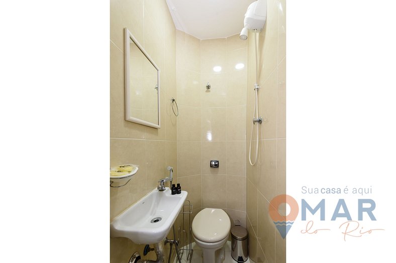 2BDRs 100m from Copacabana Beach | DF 97/702