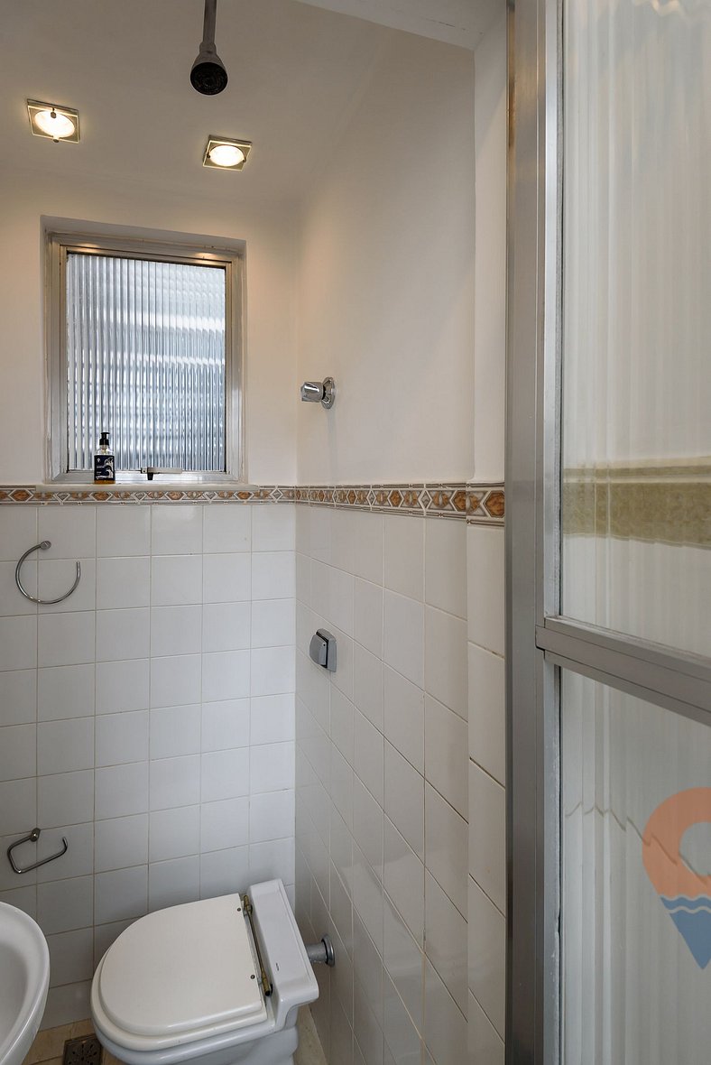 2BDRs in Ipanema 350m from the beach | BT 252/202