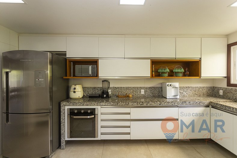 4 Suites con Piscina y Acceso a la Playa | CM 140B