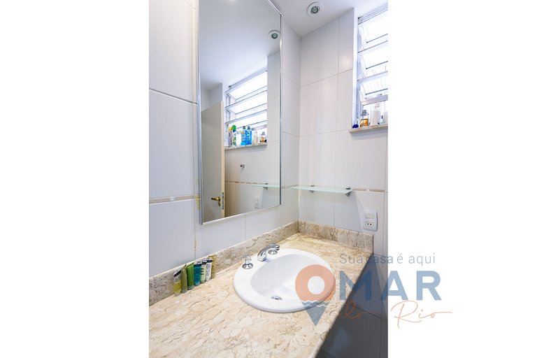 Spacious 3BDRs, 200 meters from the beach | BC 33/502
