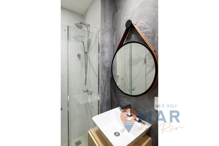 Flat 250m from Ipanema Beach | JN 185/205