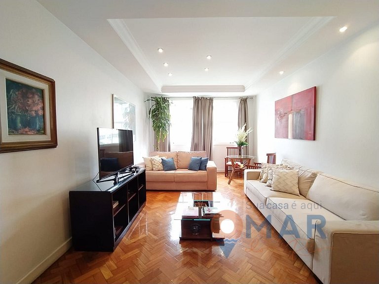 Spacious Apartment in Leblon with Garage | BM 647/405