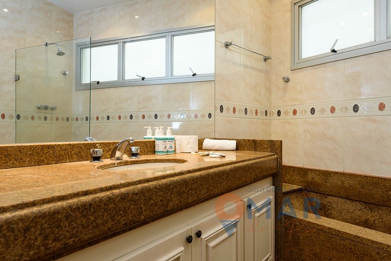 Amplio 3 Dormitorios en Leblon con Garaje | BM 647/405