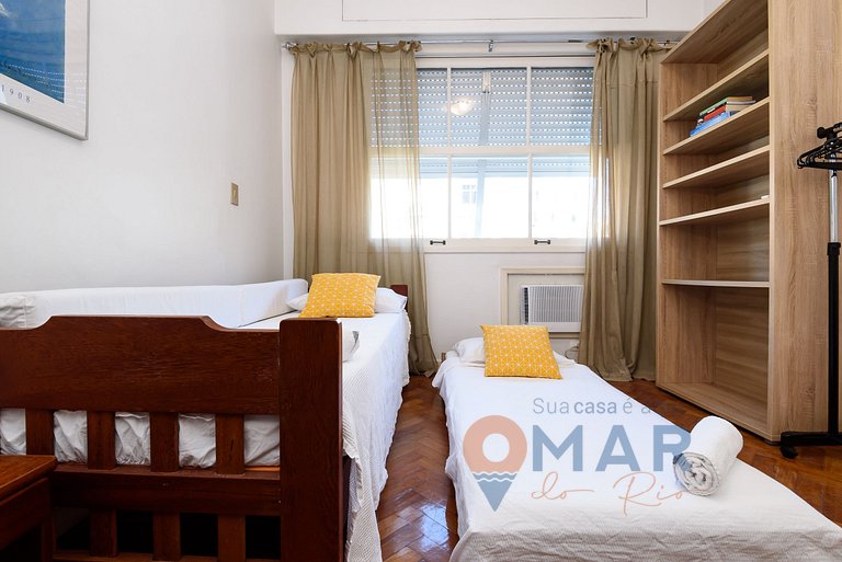 Spacious Apartment in Leblon with Garage | BM 647/405
