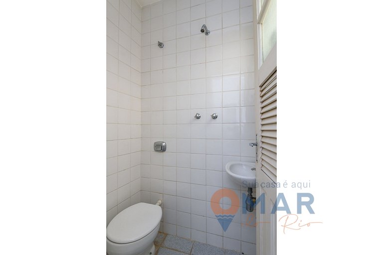 Spacious Apartment in Leblon with Garage | BM 647/405