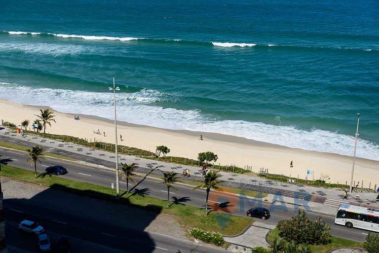 Modern 2-Bedroom w/ Sea View and Pool | LC 6250/1203