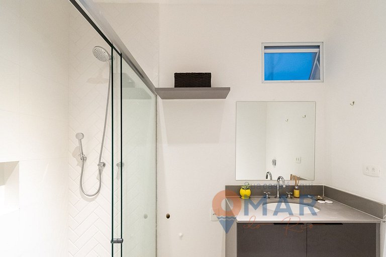 Estudio a 600 metros de la playa de Copacabana | CR167/504