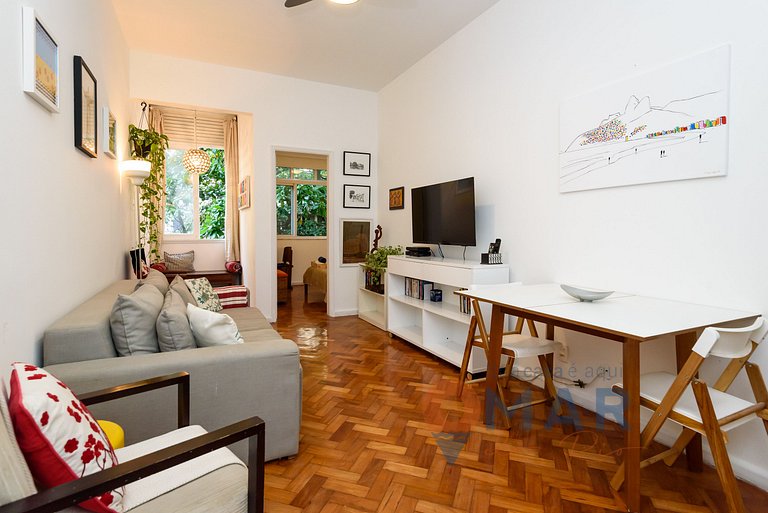 2-bedroom apartment 350m from Copacabana Beach | SF 135/401