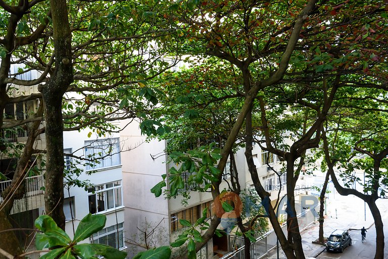 2-bedroom apartment 350m from Copacabana Beach | SF 135/401