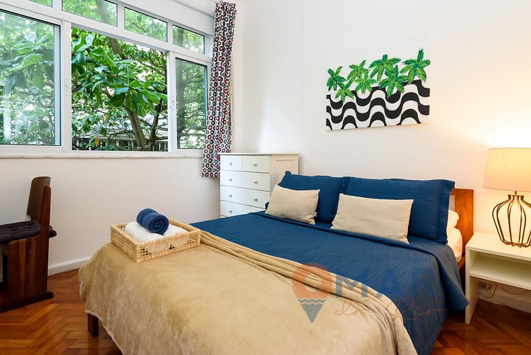 2-bedroom apartment 350m from Copacabana Beach | SF 135/401
