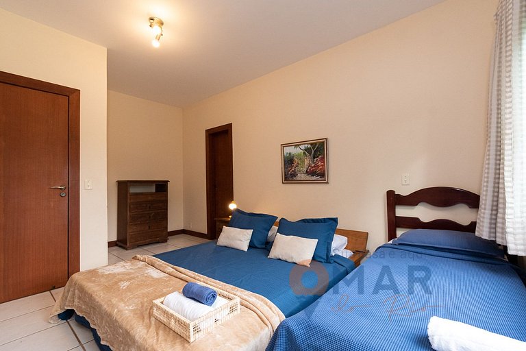 4 Suites + Piscina y Asador | 3 Irmãos