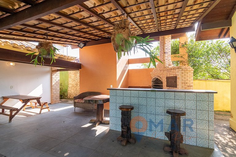 4 Suites + Piscina y Asador | 3 Irmãos