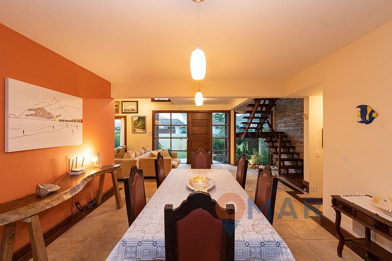 4 Suites + Piscina y Asador | 3 Irmãos