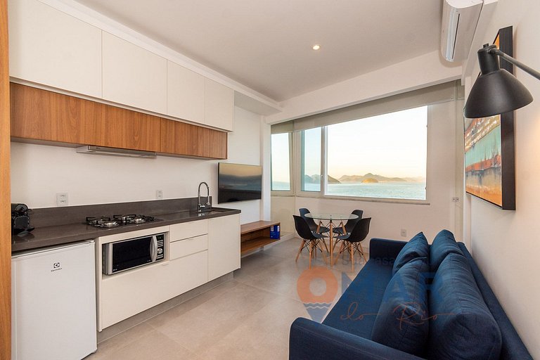 Beachfront Studio in Copacabana | A 3806/1203