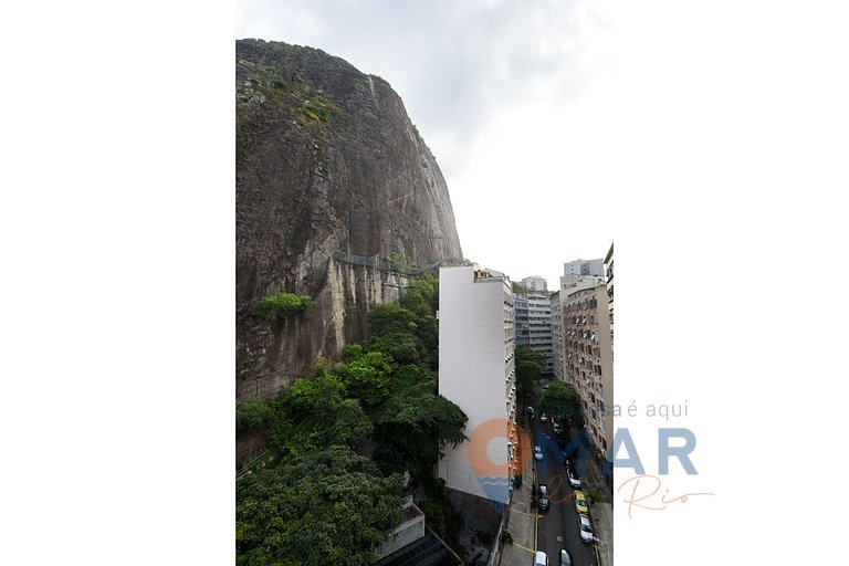 Classic Apartment in Copacabana w/ Pool | DU 370/801