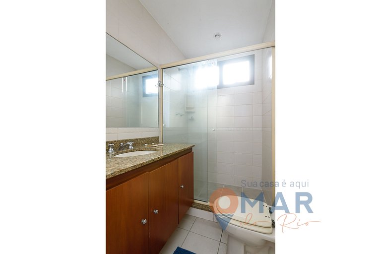 Classic Apartment in Copacabana w/ Pool | DU 370/801