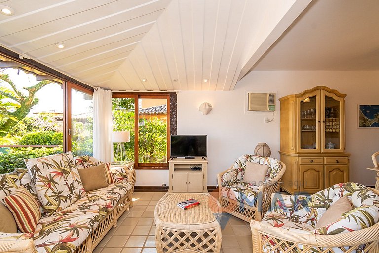 Beach House in Búzios with Gourmet Area | EDF 09