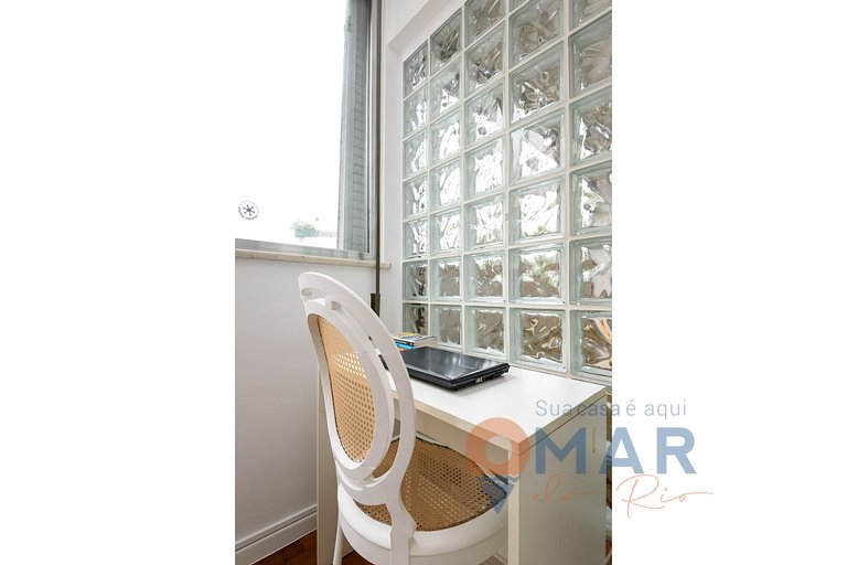 2Qts in Copacabana with Garage | BC 473/704