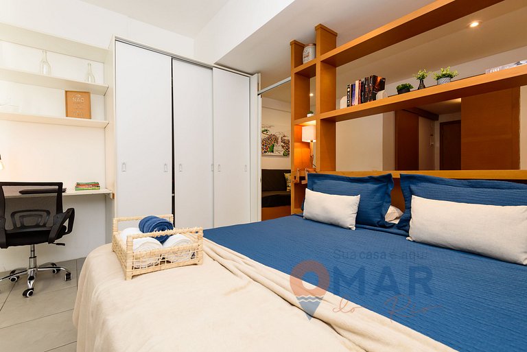 Bedroom & Lounge, View of Christ the Redeemer | SQC 143/918