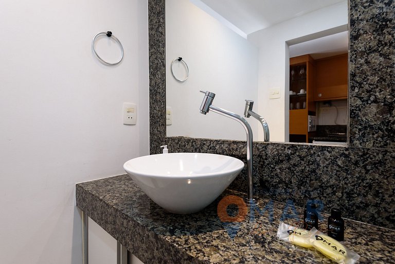 Hab y sala de estar, vista del Cristo Redentor | SQC 143/918