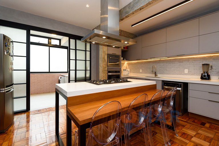 Deluxe 3-bedroom flat in Copacabana | LM 76/601