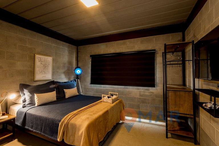 Triplex con Diseño Industrial en Itaipava | AIR A2