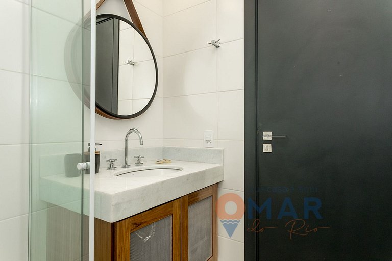 Triplex con Diseño Industrial en Itaipava | AIR A2