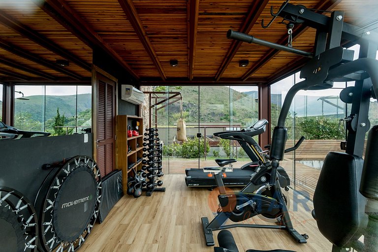 Triplex con Diseño Industrial en Itaipava | AIR A2