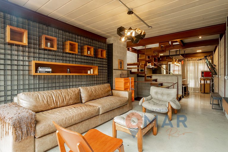 Triplex con Diseño Industrial en Itaipava | AIR A2