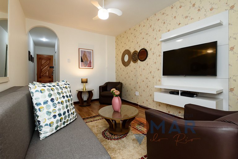 1BDR 200m from Copacabana Beach