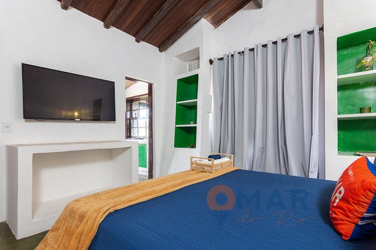 Casa Flora with Swimming Pool: Green Suite