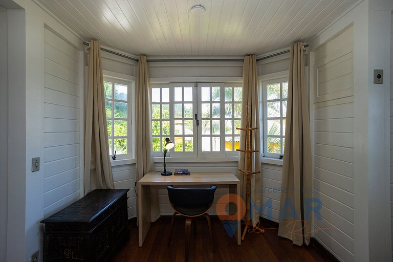 Casa Ayana | Huge Mansion w/ Pool | 400m from Brava Beach