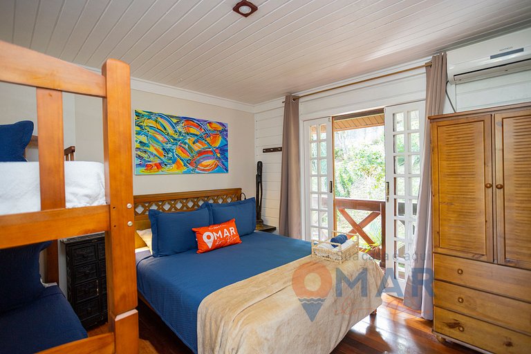 Casa Ayana | Mansión con piscina a 400m de Praia Brava