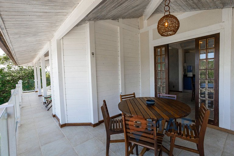 Casa Ayana | Mansión con piscina a 400m de Praia Brava