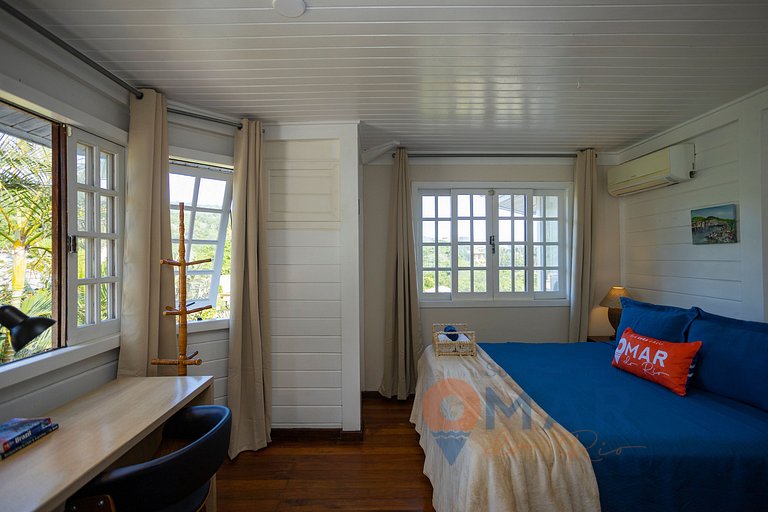 Casa Ayana | Mansión con piscina a 400m de Praia Brava