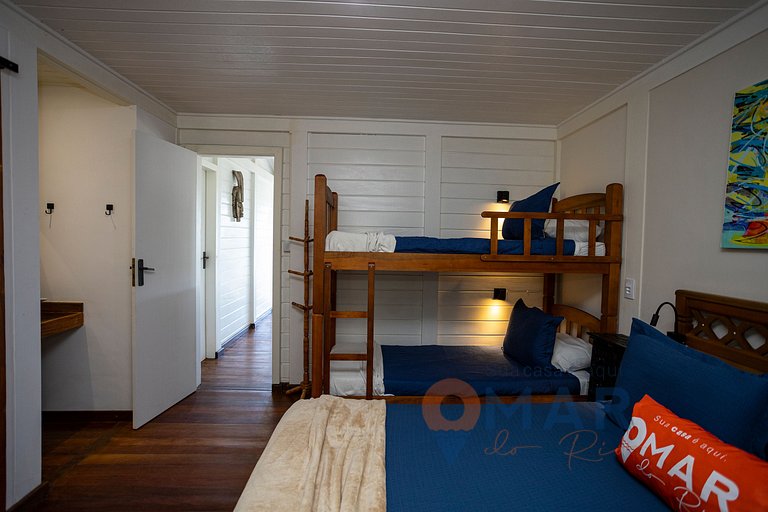 Casa Ayana | Mansión con piscina a 400m de Praia Brava