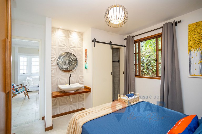 Casa Ayana | Huge Mansion w/ Pool | 400m from Brava Beach