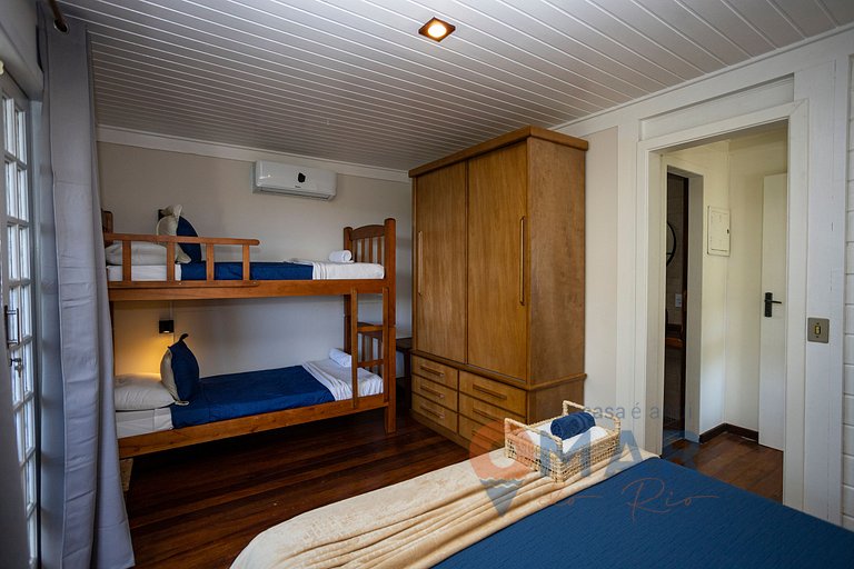 Casa Ayana | Huge Mansion w/ Pool | 400m from Brava Beach