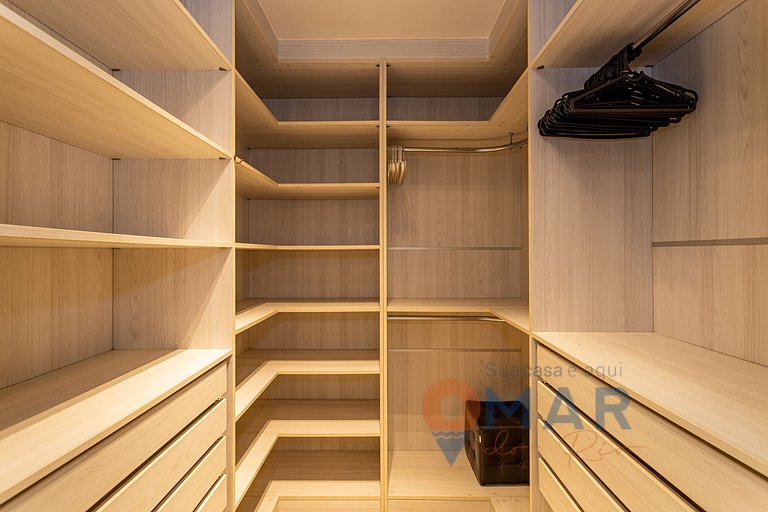 Modern 2-bedroom apartment with pool and garage | SC 357/405