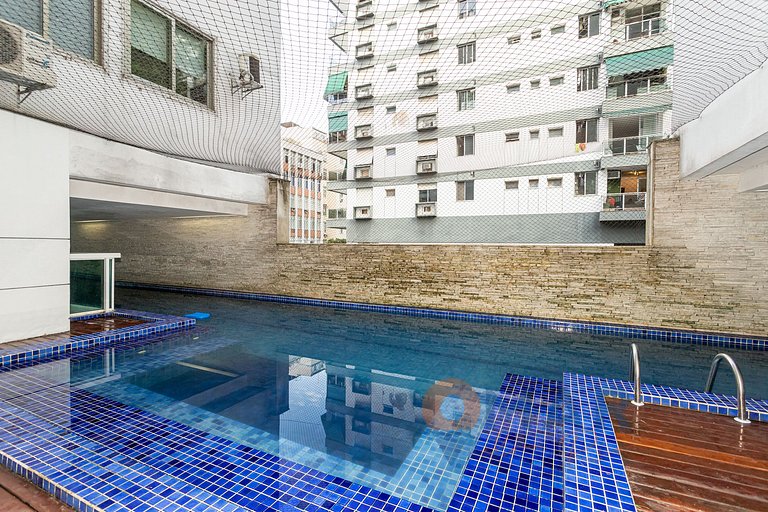 Modern 2-bedroom apartment with pool and garage | SC 357/405