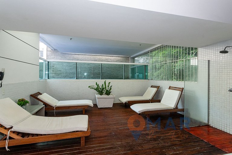 Modern 2-bedroom apartment with pool and garage | SC 357/405