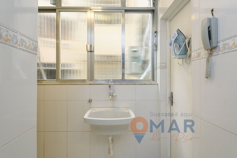 2-Bedroom apartment 350m from Copacabana Beach | SF 135/604