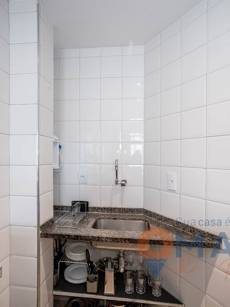 Estudio a 200 metros de la playa de Copacabana | FM144/1006