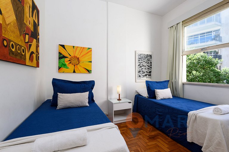 Spacious 3BDRs, 200 meters from the beach | BC 33/502