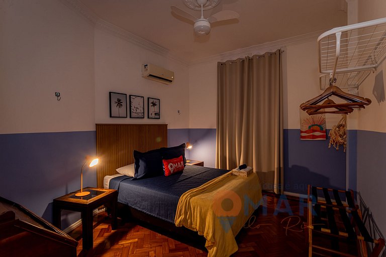 2 Bedroom Apartment and sea view in Copacabana | A 2936/1202