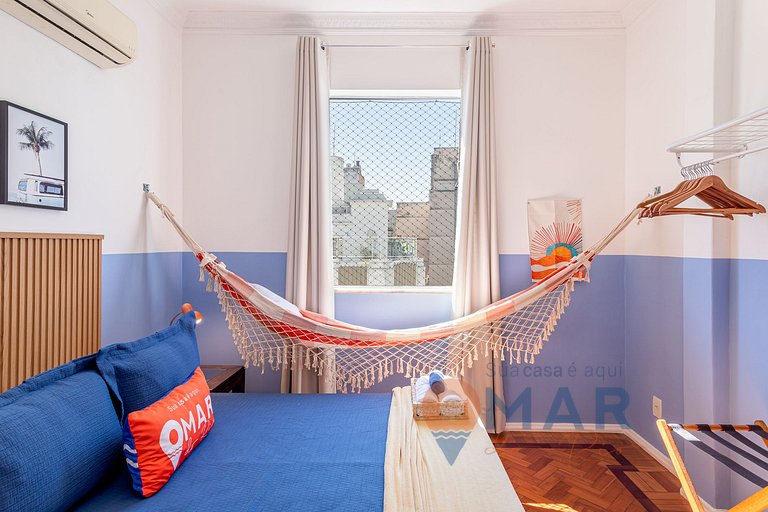 2 Bedroom Apartment and sea view in Copacabana | A 2936/1202