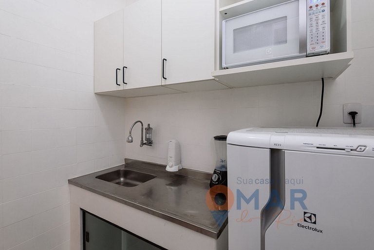 Studio 500 meters from Copacabana Beach | BL 162/402